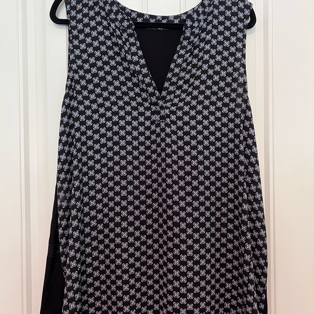 Stitch Fix Papermoon Black and White Mixed Material Sleeveless Blouse